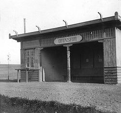 Odinshøj Trinbræt med den lille billetsalgsluge i vinduet til venstre, 1908