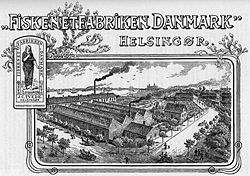 Fiskenetfabrikken Danmark med Kronborg i baggrunden. Til højre i billedet ses Helsingør Gasværk. Billedet stammer fra et katalog udsendt af fabrikken.