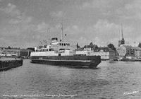 Færgen Helsingør på vej ud af havnen