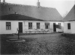 Det nu nedbrændte stuehus på Grøngaard fotograferet i 1941